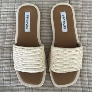 Steve Madden Leigh Natural Sandals
